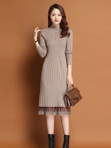 Khaki Round Neck Pleated Knit Dress with Lace Detail