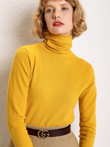 Yellow Funnel Neck Solid Color Knitted Sweaters
