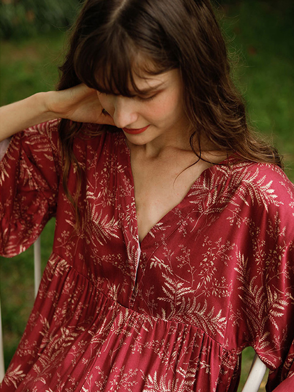 Red Leaves Printed Nightgown